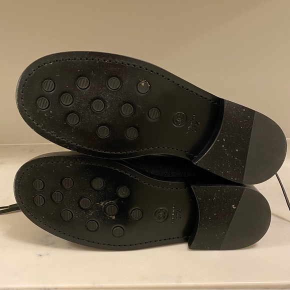 CHANEL Fall-Winter 2021 dark grey/black lace up tweed boots - Picture 7 of 7